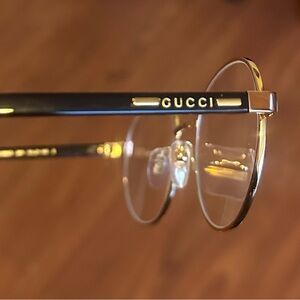 New Gucci unisex glasses